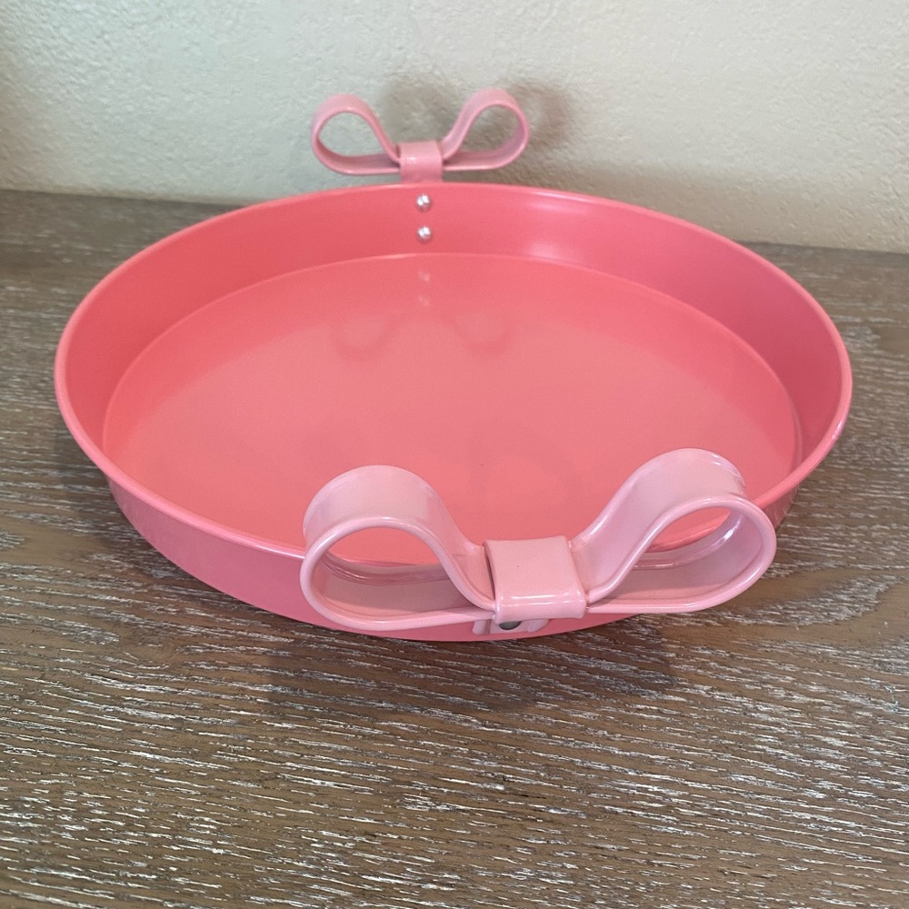 Valentine’s Day Target Bullseye 2024 Pink Bow Tray